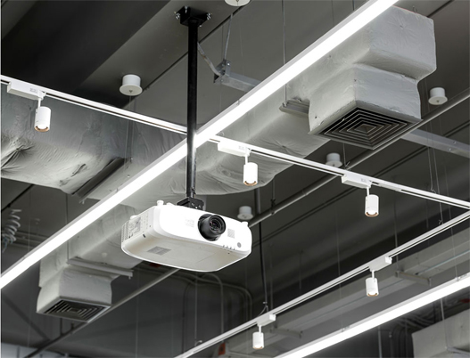 Projectors and Big Screens - ATS